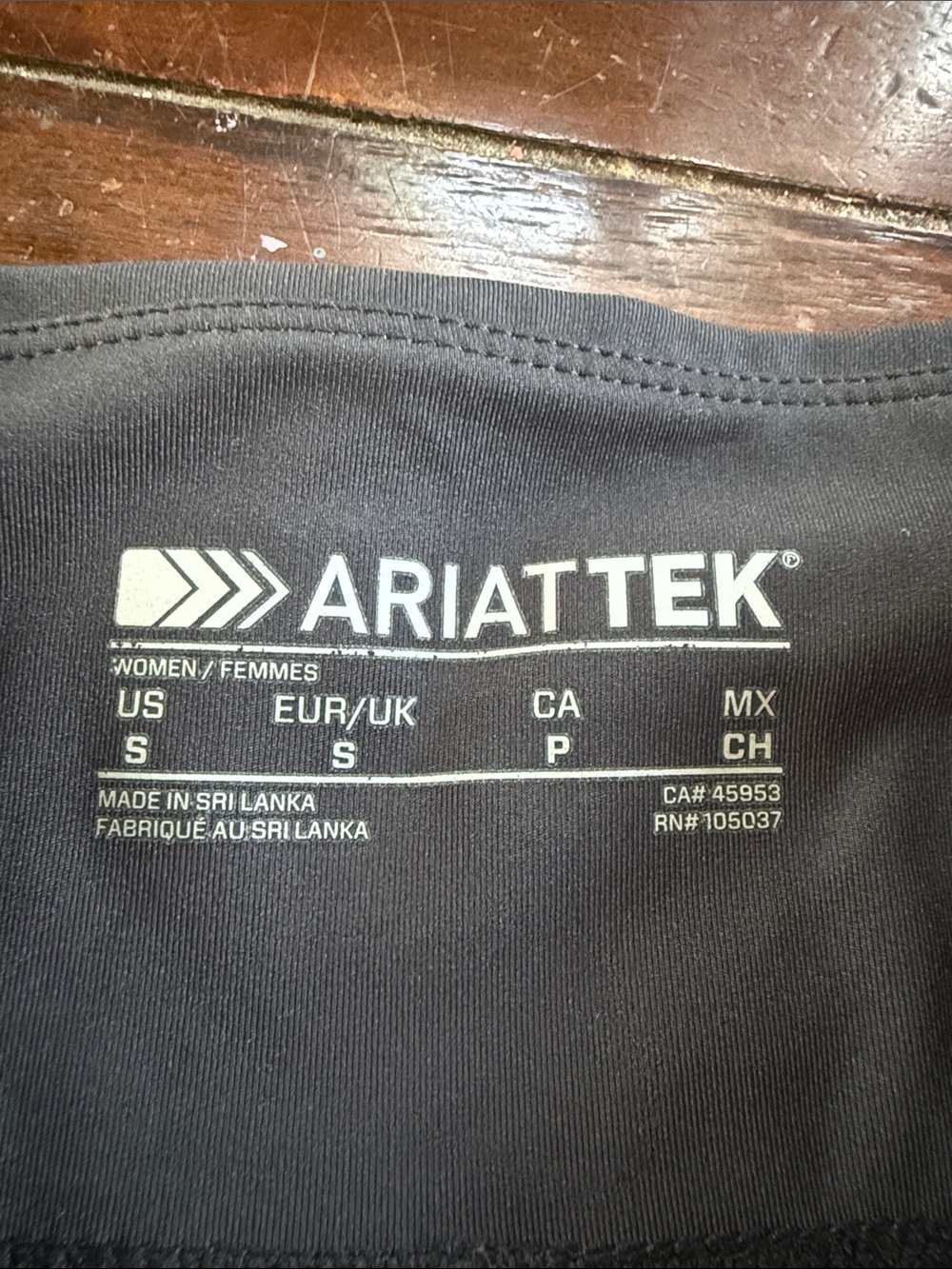 Ariat Black ARIATTEK Performance Legging Tag Detail - Picture 2 of 4
